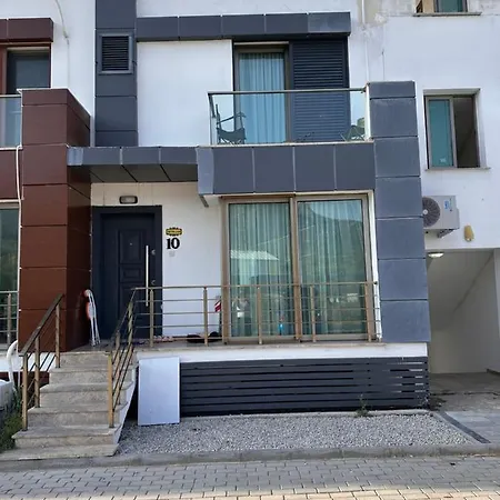Villa Beverly Hills - Luxury Design In Kyrenia *